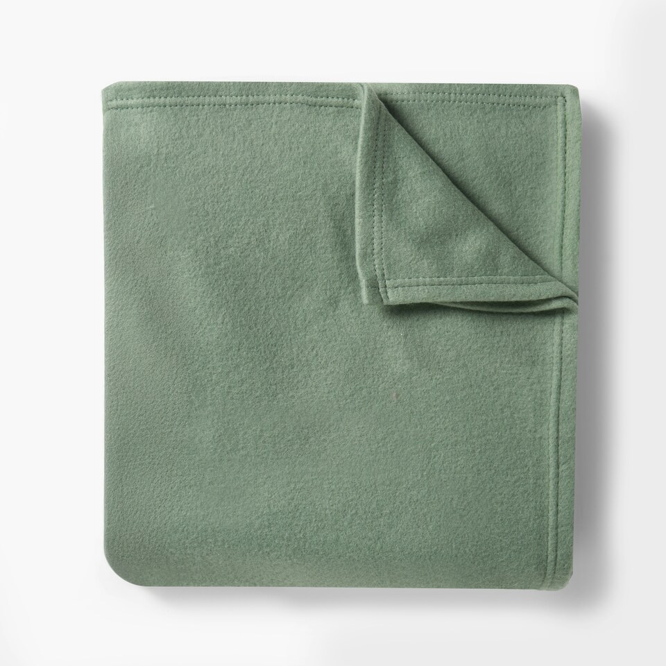 image 1 of OHS Teddy Fleece Soft Warm Plush Cosy Plain Dyed Throw Over Bed Blanket, 200x240cm Green | Evergreen