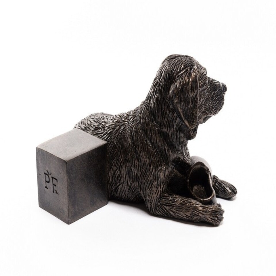 image 1 of Resting Labrador Plant Pot Feet - Set of 3 - L9 x W10.5 x H7 cm Grey