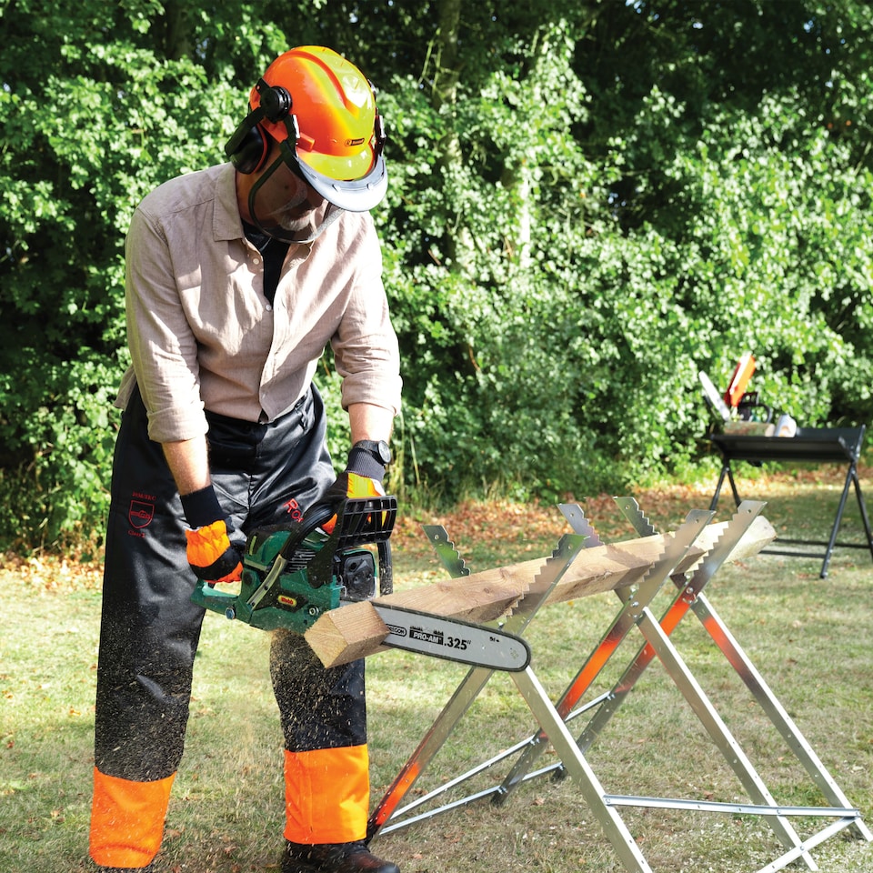 image 1 of Webb Classic 45.2cc 40cm Petrol Chainsaw with Oregon Bar & Chain