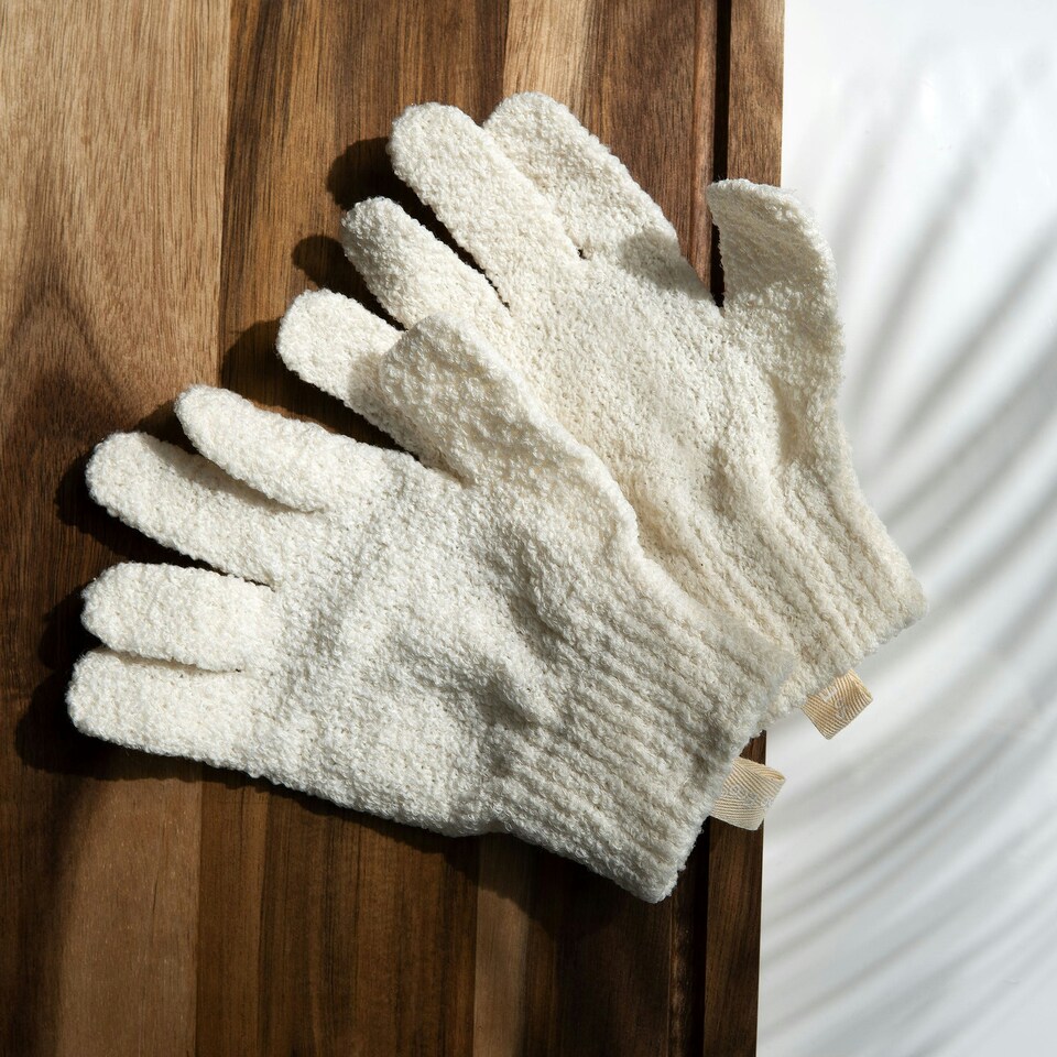 image 1 of So Eco Exfoliating Body Gloves