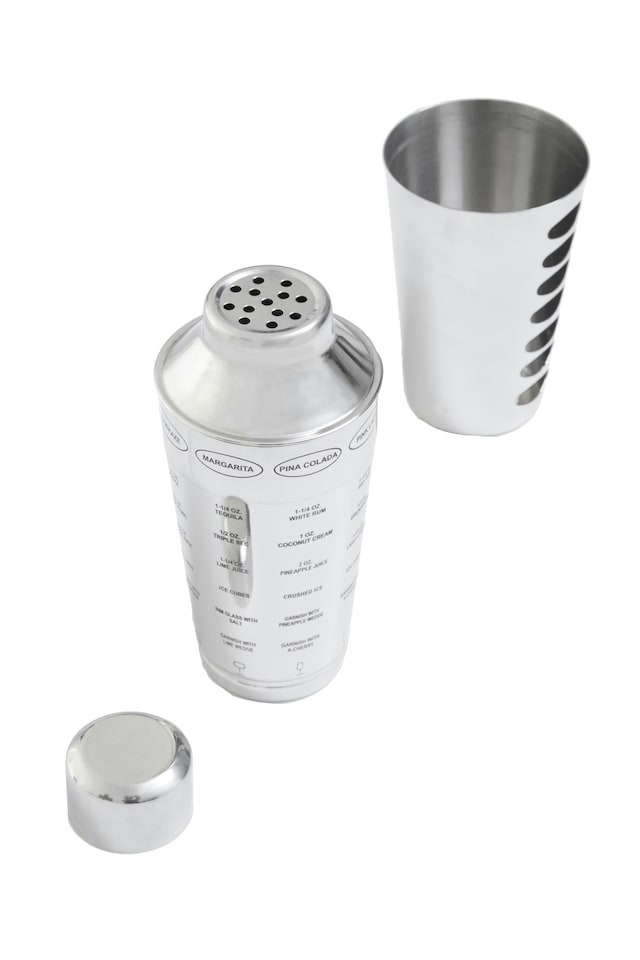 image 1 of Recipe Silver Cocktail Shaker