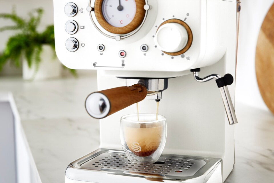image 1 of Pump Espresso Coffee Machine Nordic Cotton White