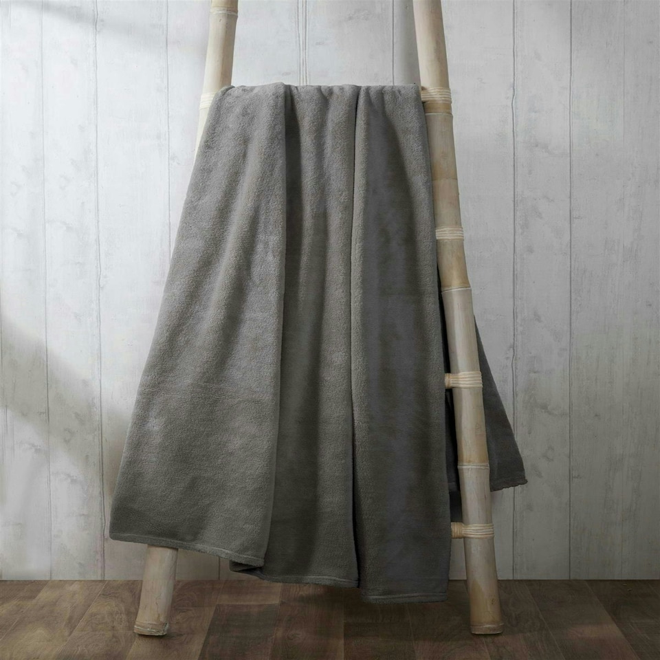 Coral Fleece Blanket Charcoal 150x200cm