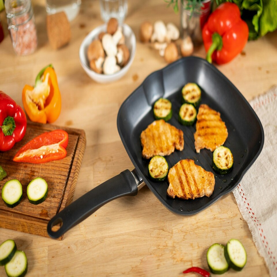 image 1 of Easy Induction Grill Pan 26 x 26cm
