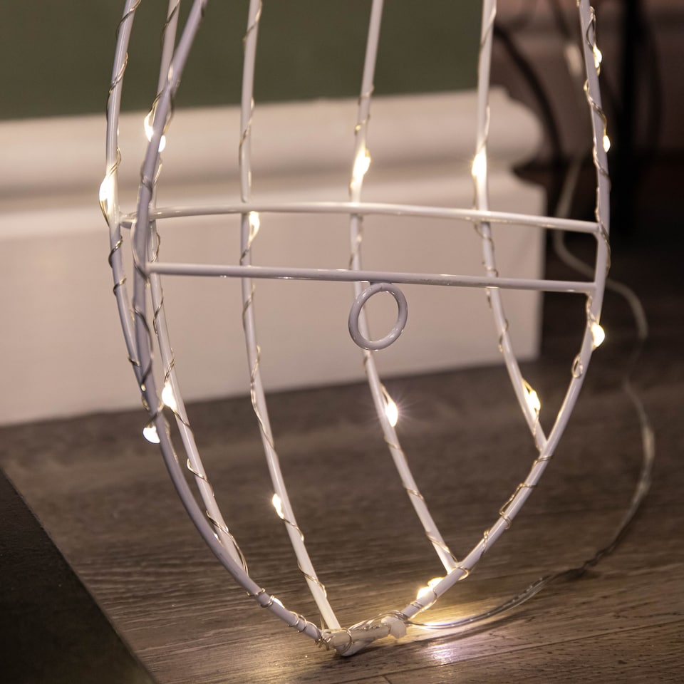 image 1 of 70cm Festive Christmas Indoor Outdoor Twinkling LED Reindeer Head in Warm White