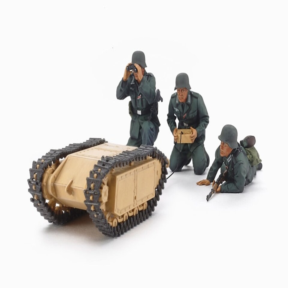Tamiya German Assault Pioneer Team with Goliath (1:35 Scale)