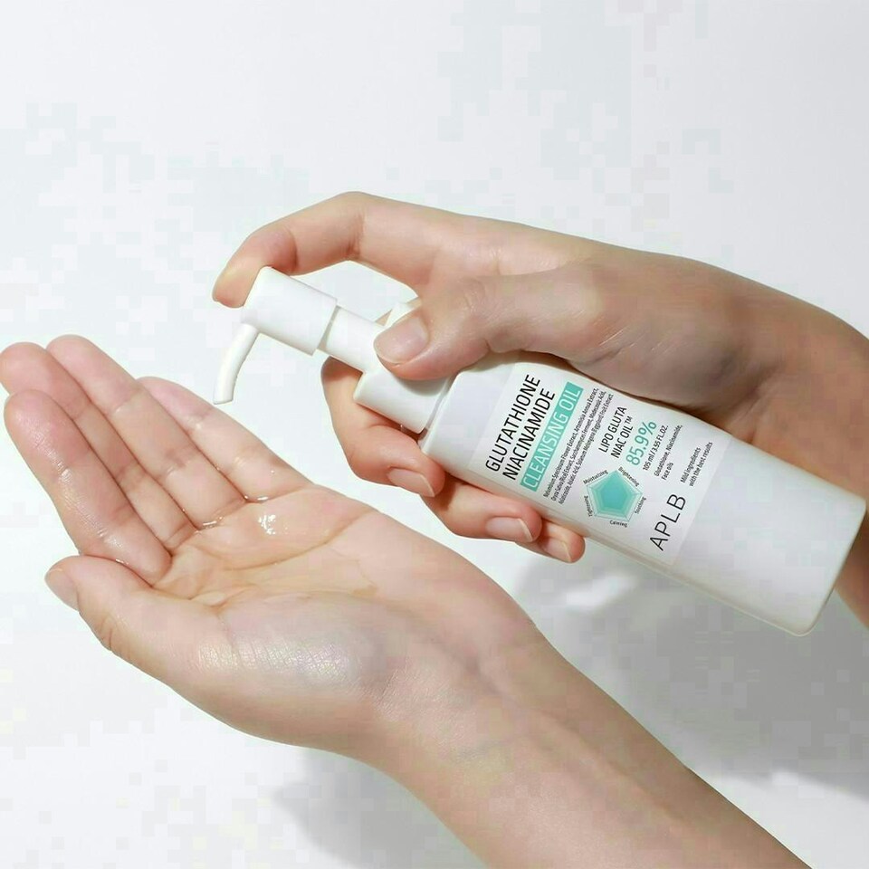 image 1 of APLB Glutathione Niacinamide Cleansing Oil 105ml