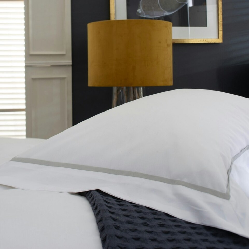 image 1 of Hampstead 100% Cotton Duvet Cover Set – 200 Thread Count with Inserted Ribbon & Oxford Pillowcases Silver | White | Double