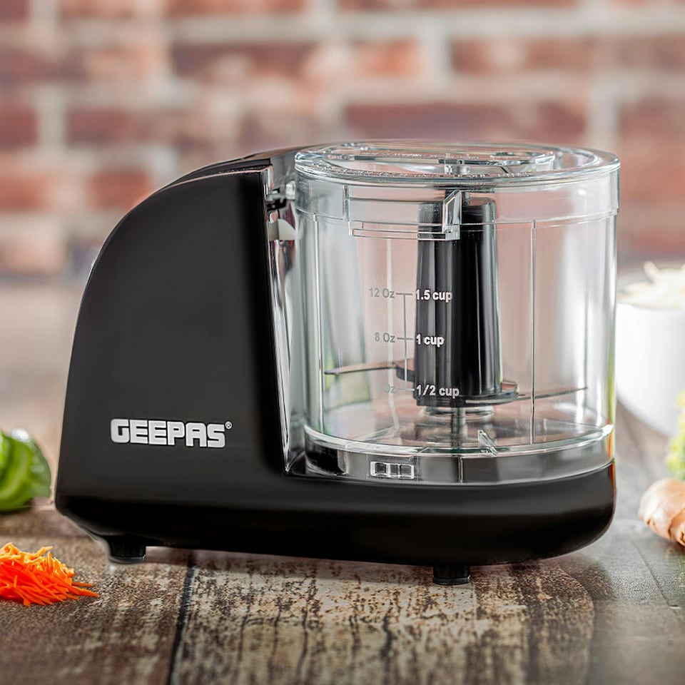 image 1 of GEEPAS Multi Chopper, 200W | Black