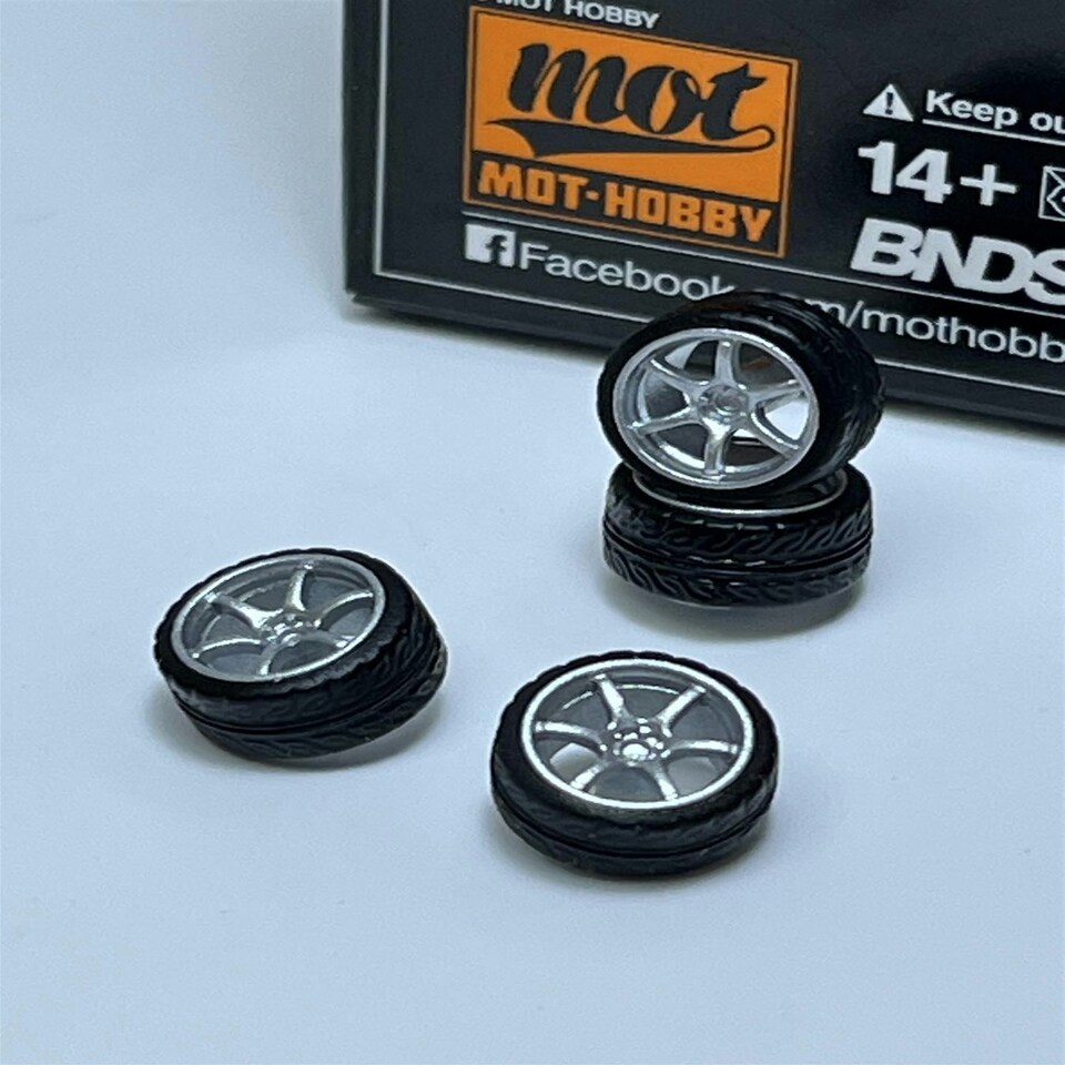 image 1 of BNDS Custom Wheel Parts Wheel and Tyre Set Silver 1:64 MOT Hobby BC26404SSR