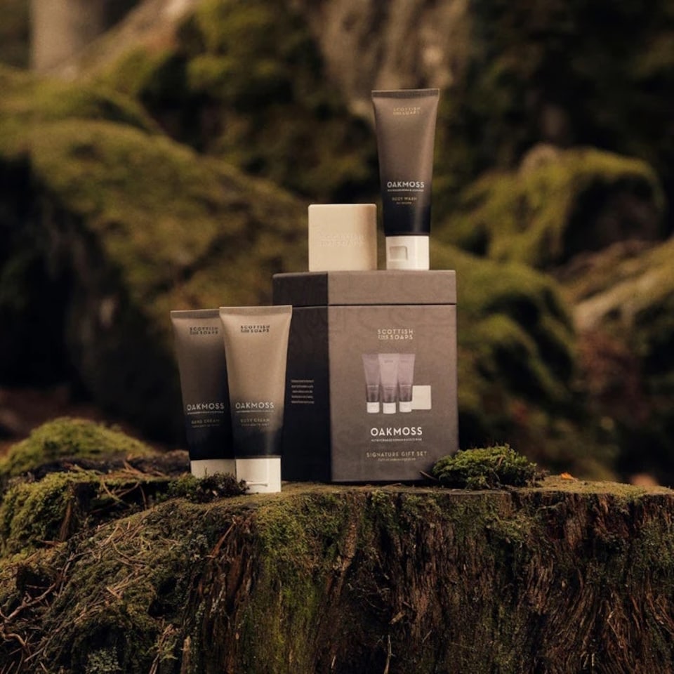 image 1 of Scottish Fine Soaps Oakmoss Signature Gift Set