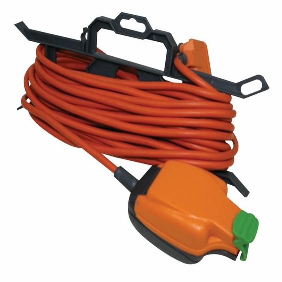 MASTERPLUG - 15m Outdoor Extension Lead on Cable Tidy, IP54
