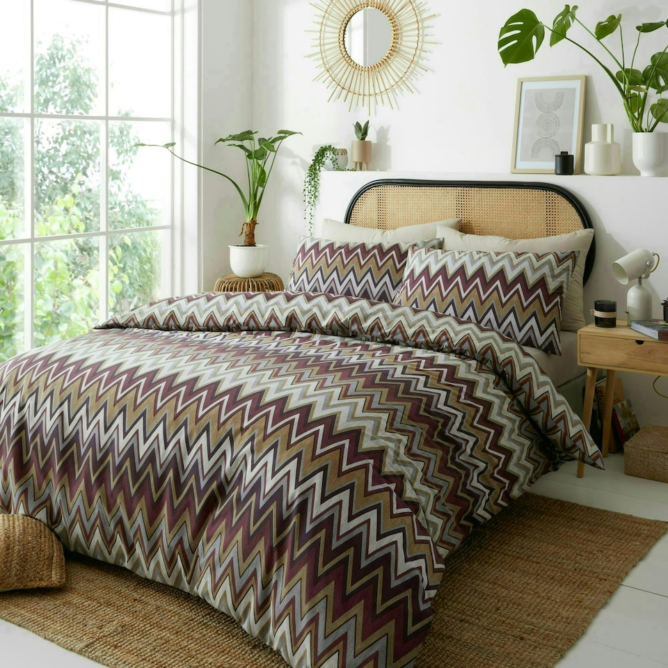 image 1 of Portfolio Home Tyler Zig Zag Geometric Bedding Duvet Cover Set Purple | Super King