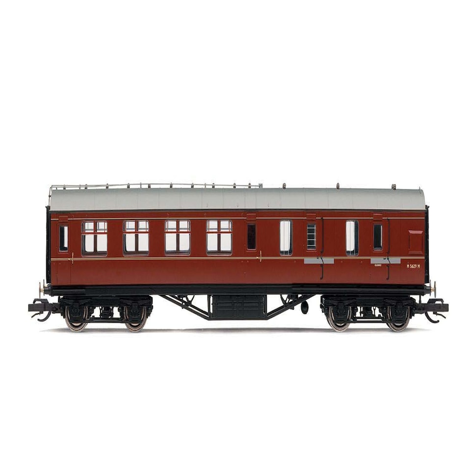 Hornby TT:120 57' Brake Third Coach M5629M BR