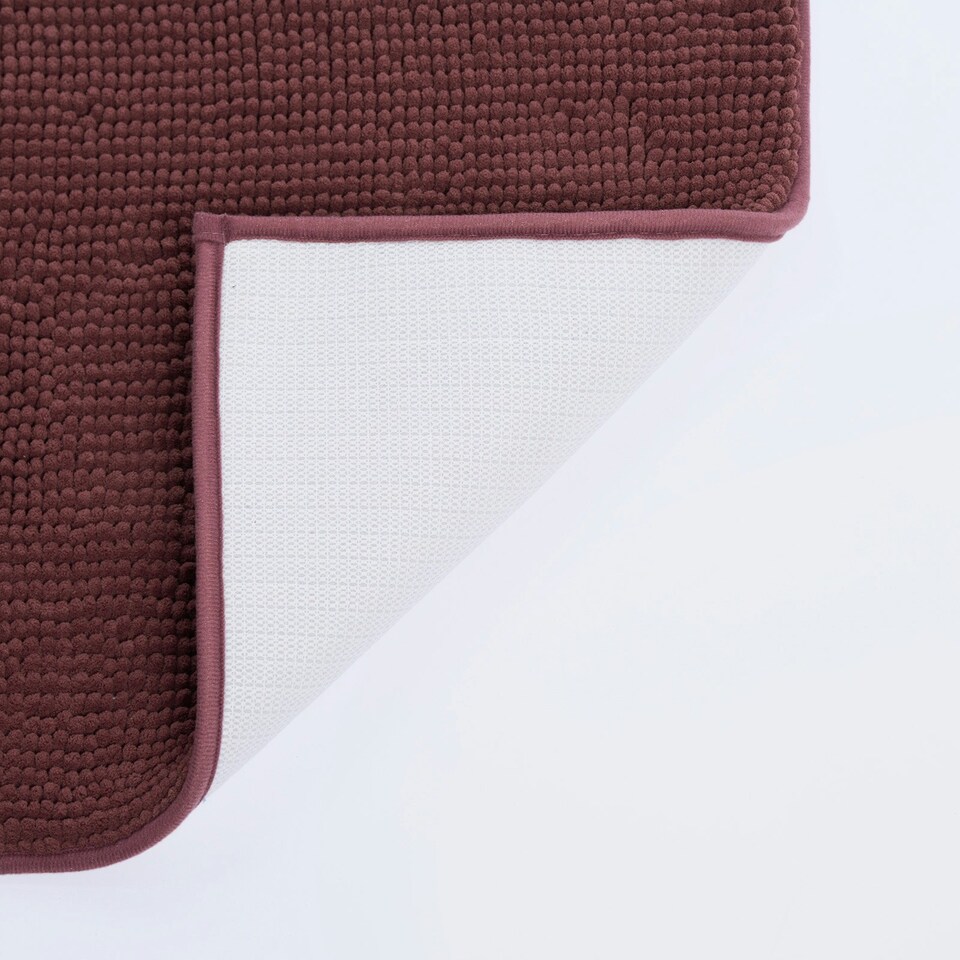 image 1 of OHS Soft Microfibre Non-Slip Absorbent Noodle Chenille Bath Runner Mat Red | Burgundy | 45 x 75cm