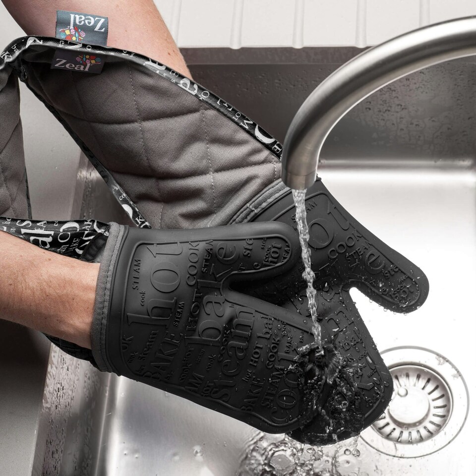 image 1 of Zeal Steam Stop™ Waterproof Silicone Double Oven Glove Black | Black