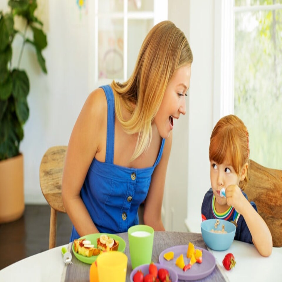 image 1 of Munchkin Multi Plates 4Pk