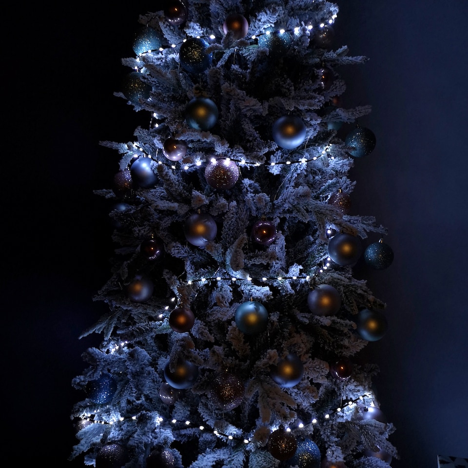 image 1 of 17.5m Indoor Outdoor Flexibrights Christmas Lights with 500 White LEDs