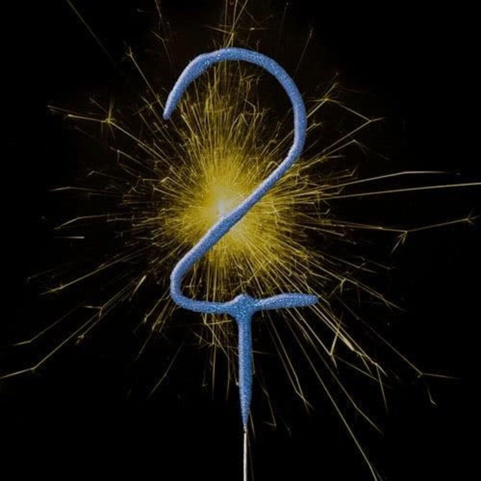 Blue Number 2 Non Hand Held Sparkler - 18cm