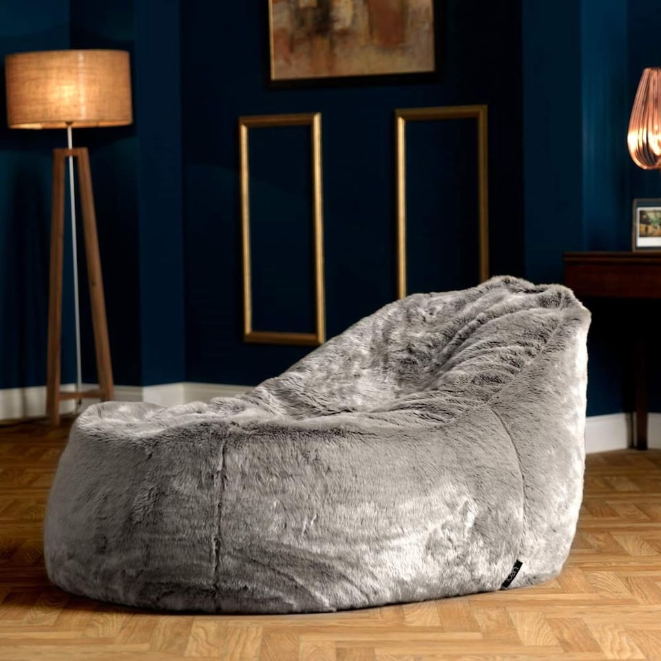 image 1 of Kenai Faux Fur Bean Bag Lounger Arctic Wolf Grey Giant Bean Bag Chair | Grey | Arctic Wolf Grey | XL | 1