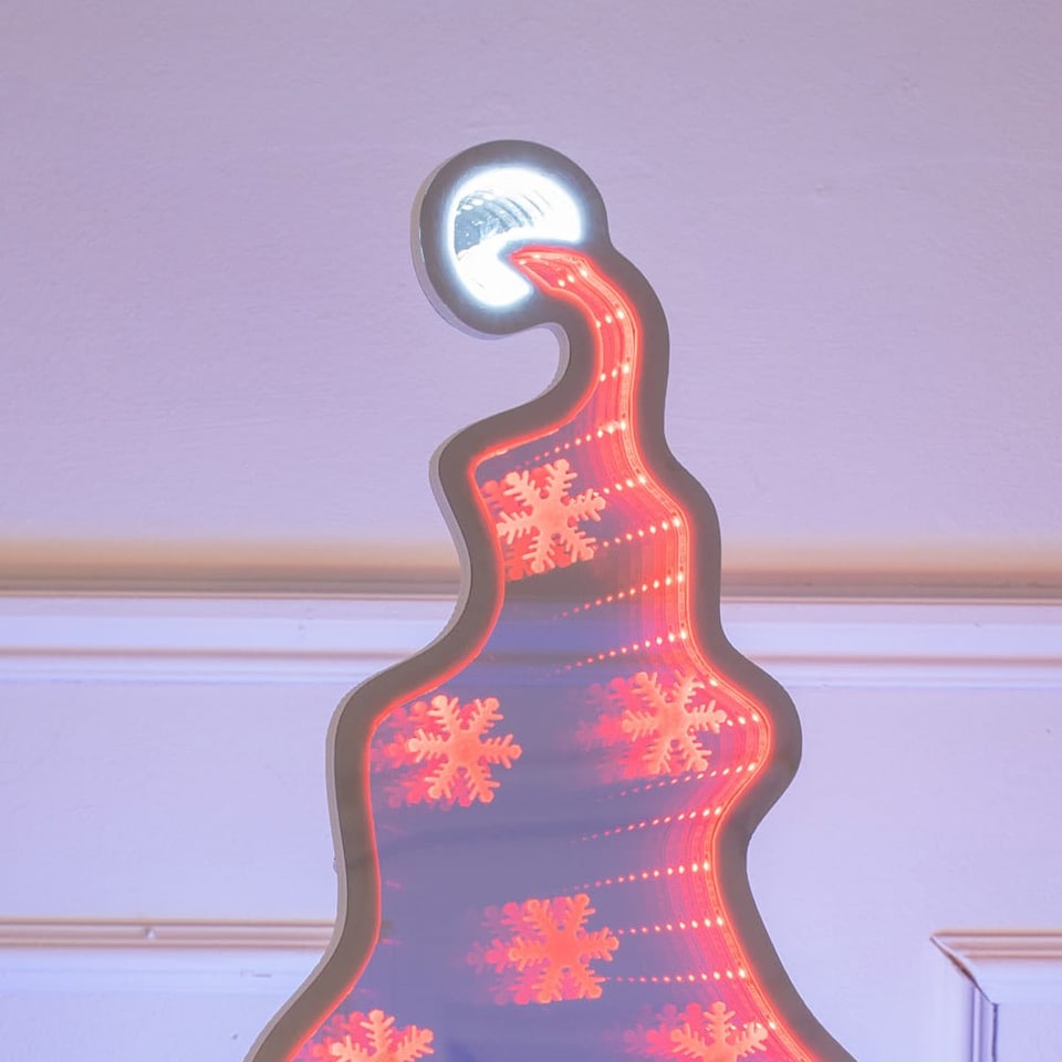 image 1 of ValueLights Infinity Gonk Mirrored Multicolour Illuminated Decoration