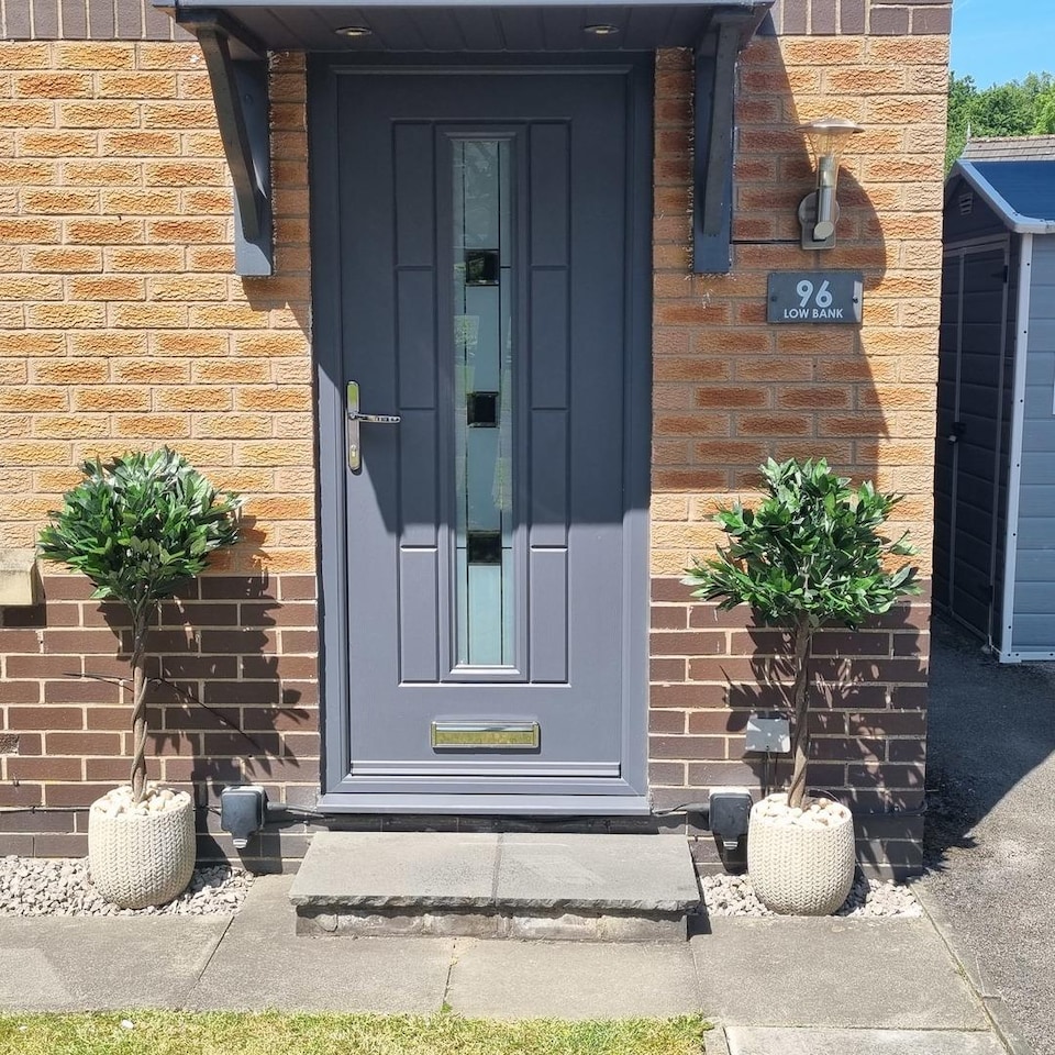 image 1 of Pair of 90cm (3ft) Twisted Stem Artificial Topiary Bay Laurel Ball Trees | Green | 3ft