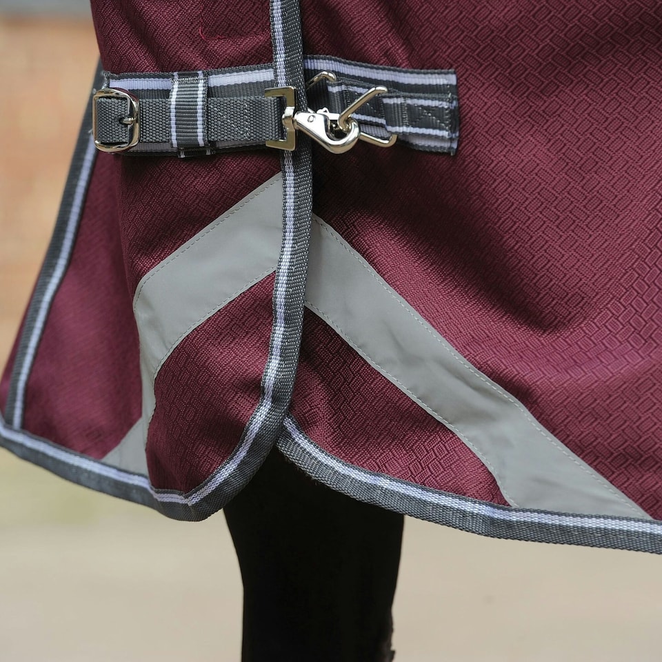 image 1 of Weatherbeeta Comfitec Plus Dynamic II Combo Neck Medium Lightweight Horse Turnout Rug - Maroon/Grey/White - 7´
