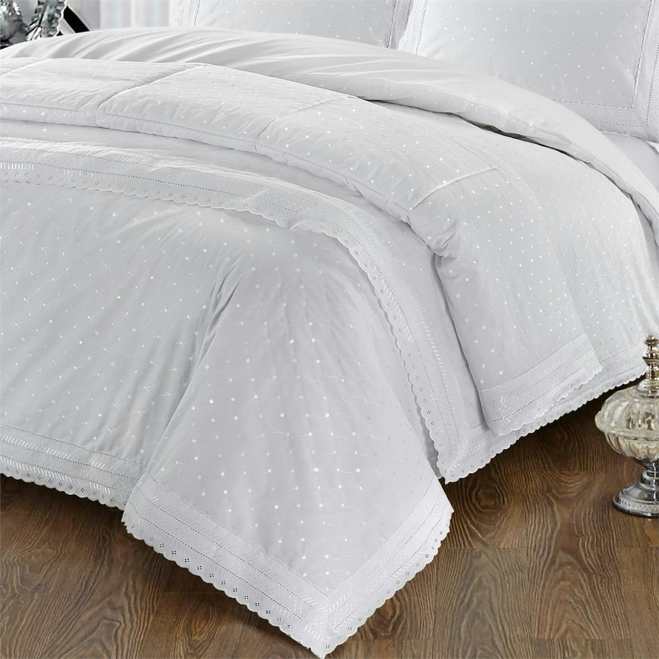 image 1 of Highgrove White Double Duvet Cover Set