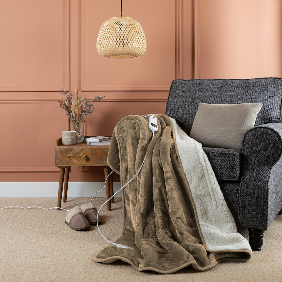 image 1 of Slumberdown Cosy & Snug Sherpa Fleece Heated Throw