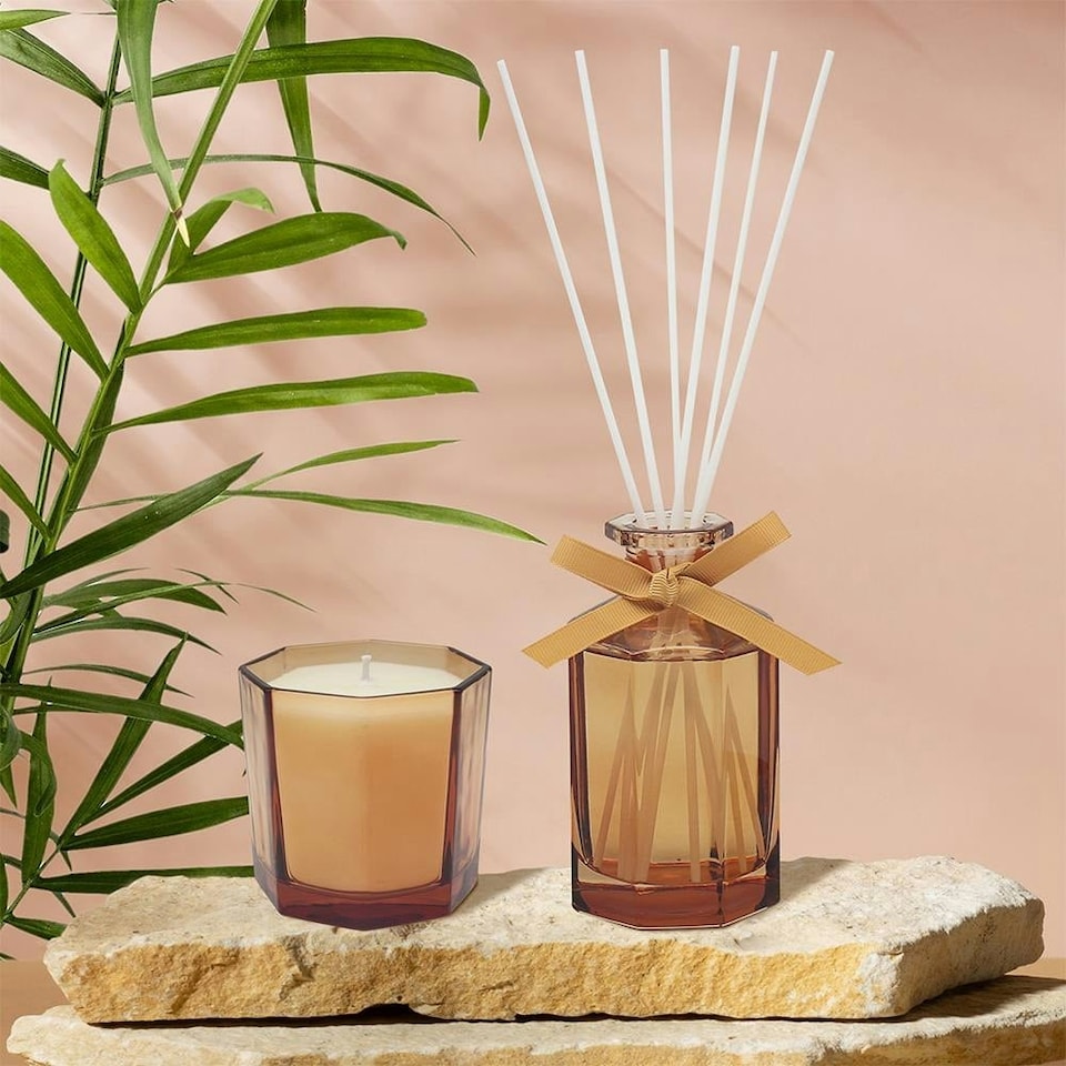 Lesser & Pavey - Candle & Diffuser Set Pomergranate & Peony 180ml - LP73520 DE | Multi