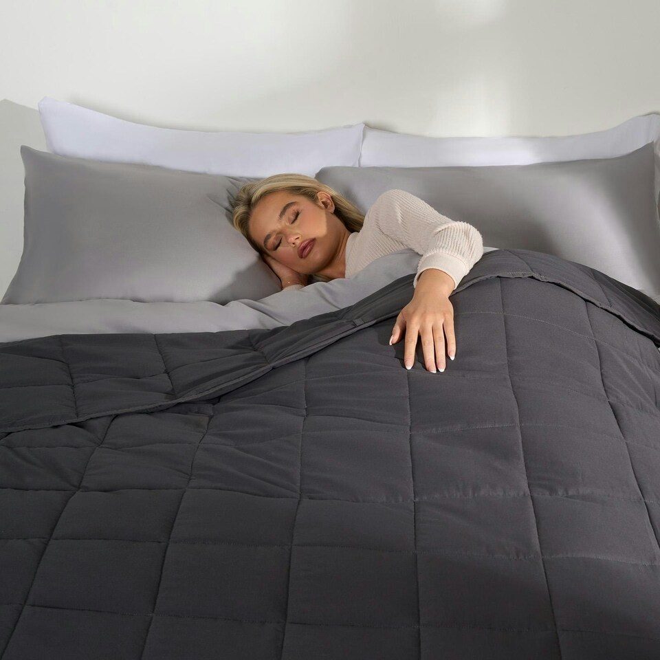 image 1 of OHS Weighted Blanket 8kg Quilted, 150x200cm - Charcoal