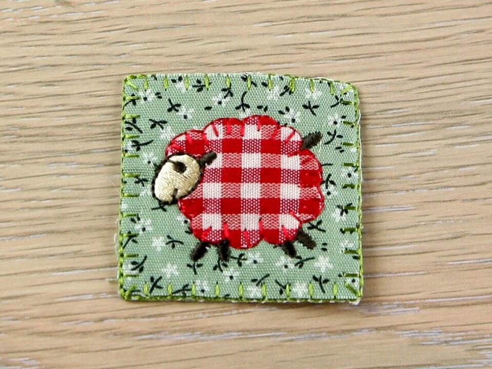 Red & Green Gingham Sheep Patch Motif for Dressmaking - each