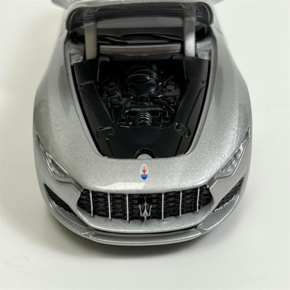 image 1 of Maserati Alfieri 2014 Concept Silver LHD 1:32 Light & Sound Tayumo 32125012