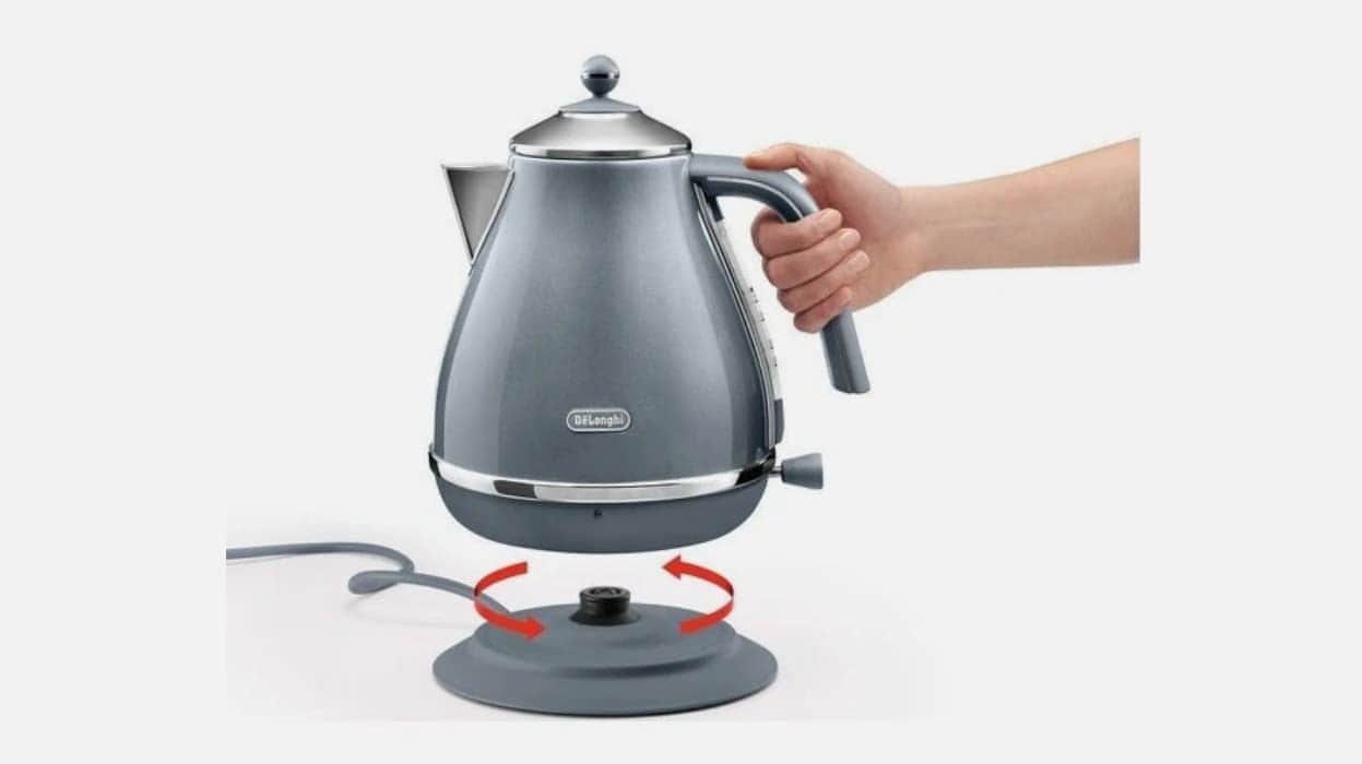 DeLonghi 1.7L Icona Metallics Kettle Ice Blue - Tesco Groceries