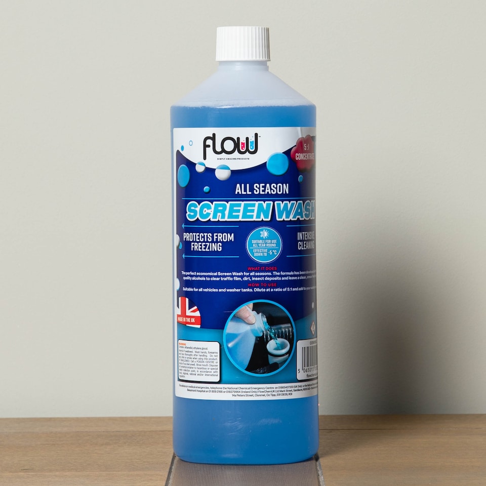 image 1 of 1 Litre All Season Smear Free Windscreen Wash Concentrate For all Vehicles