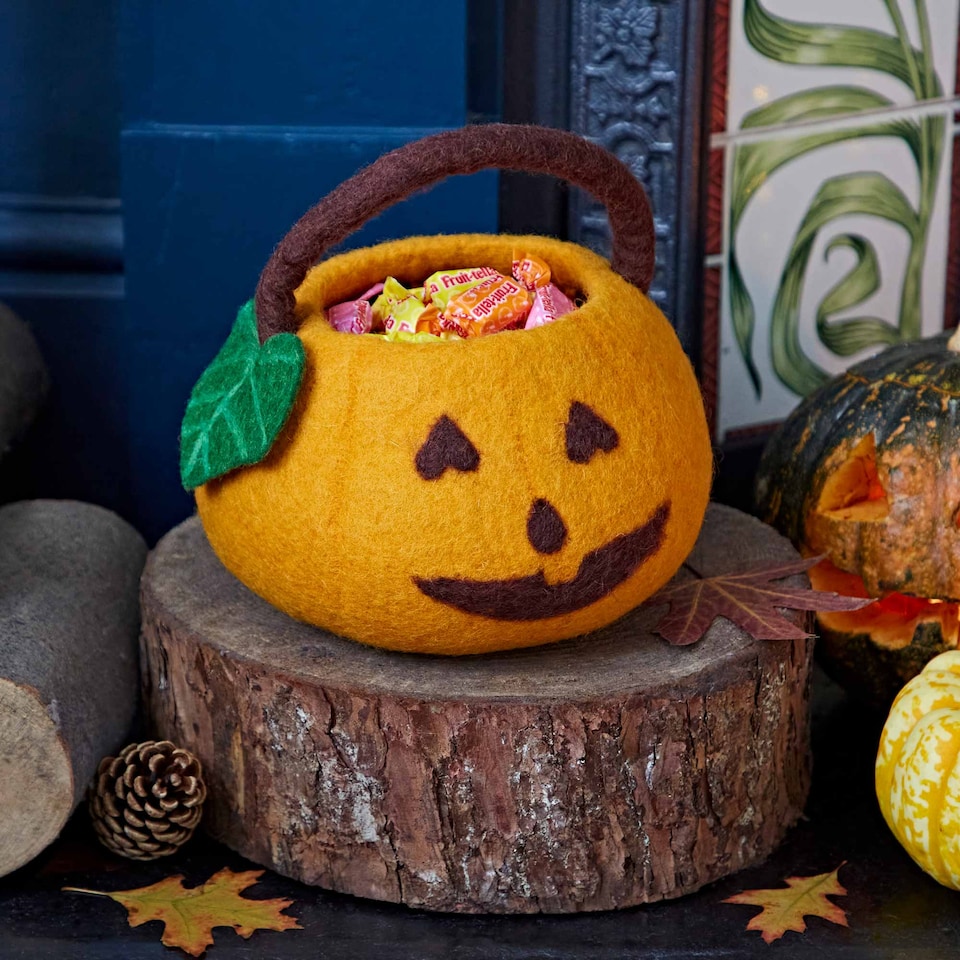 image 1 of Felt Trick Or Treat Halloween Pumpkin Basket