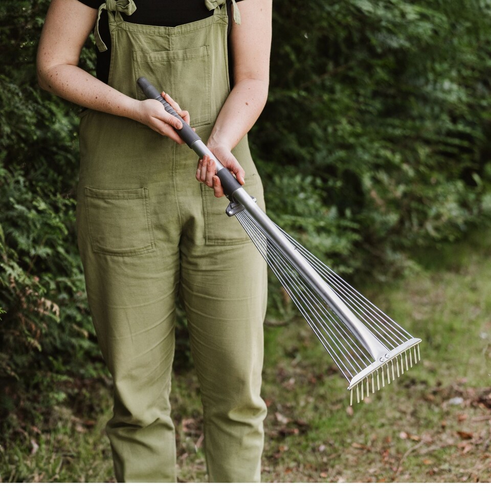 image 1 of Kent & Stowe Expanding Lawn Rake