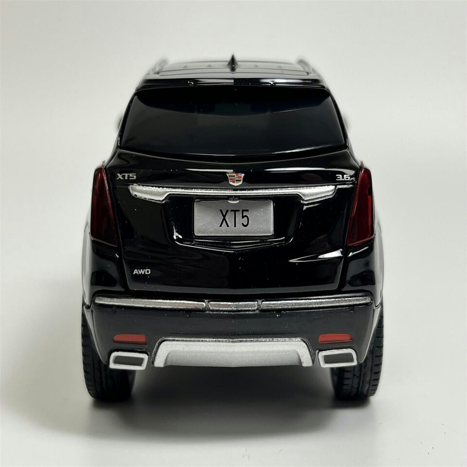image 1 of Cadillac XT5 Black LHD 1:32 Scale Tayumo 32185010