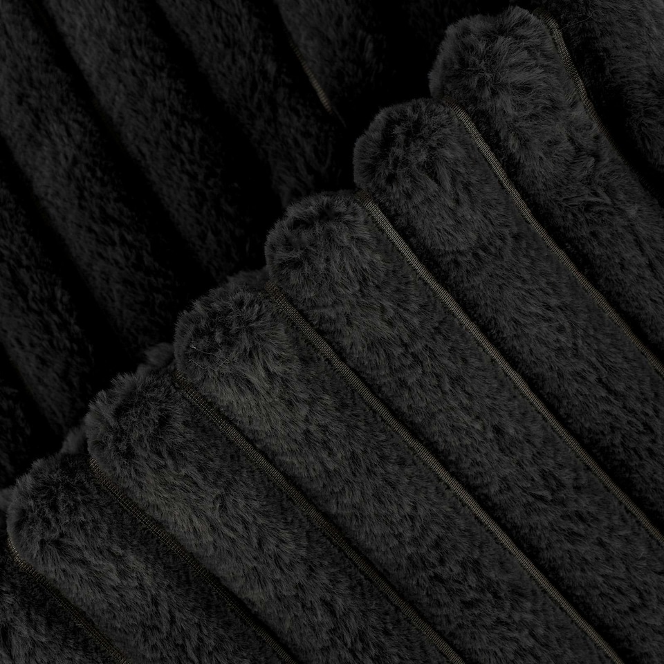 image 1 of OHS Faux Fur Rib Fleece Blanket, 125x150cm - Black