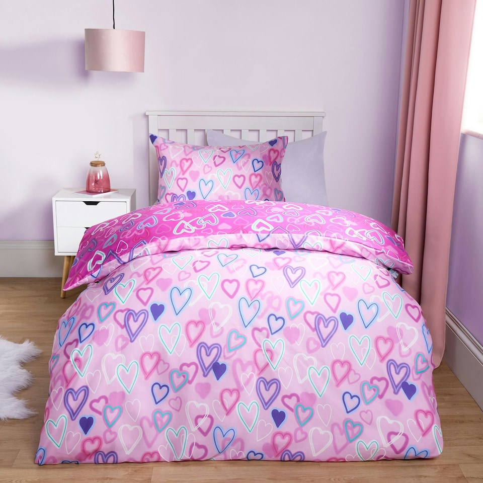 image 1 of OHS Kids Graphic Hearts Reversible Duvet Cover and Pillowcase Bedding Set, Double - Pink