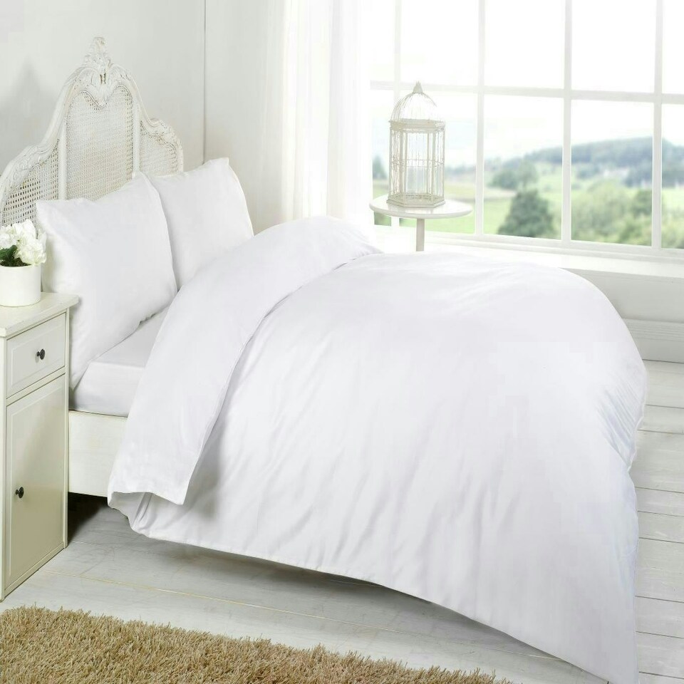 image 1 of Egyptian Cotton Duvet Cover Set 200 Thread Count - Double - White