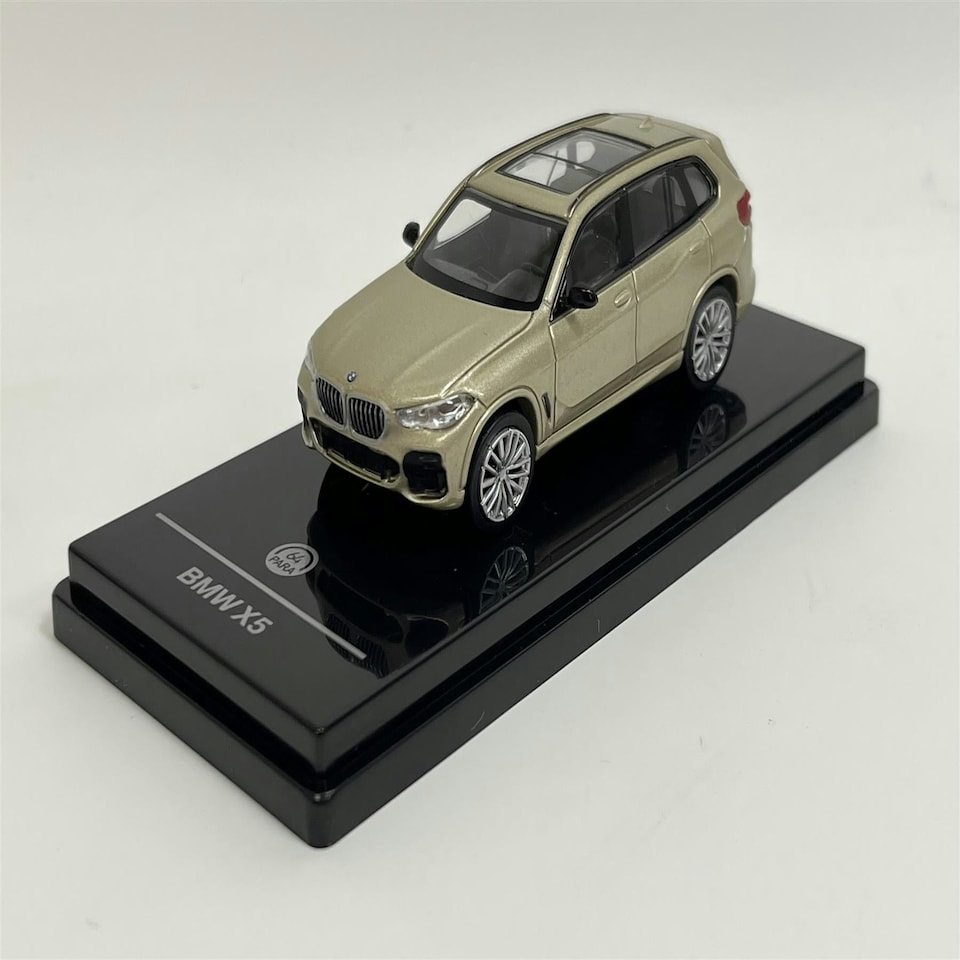 image 1 of 2018 BMW X5 G05 Sunstone Metallic LHD 1:64 Scale Paragon 55187