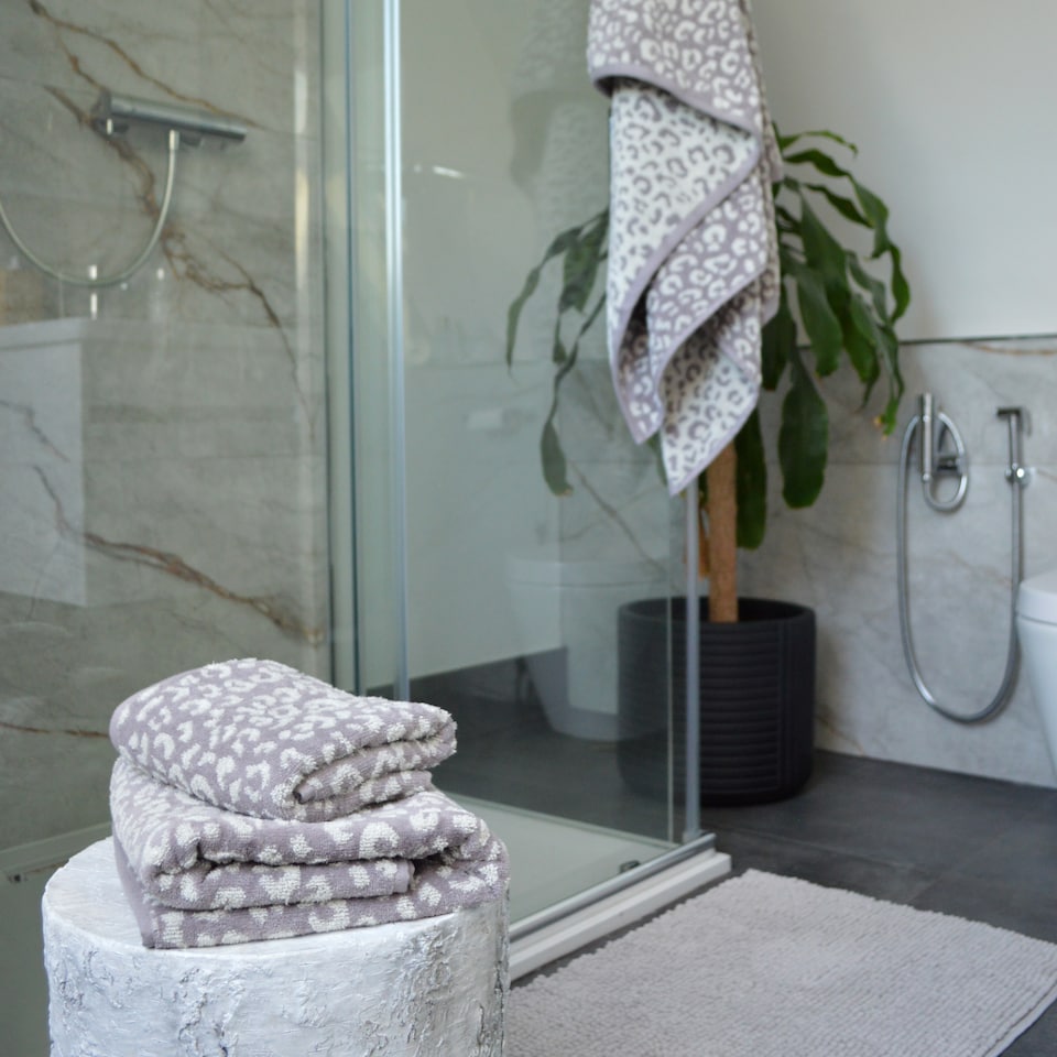 image 1 of Zero Twist Leopard Print Towels | Grey | Hand towel | 1