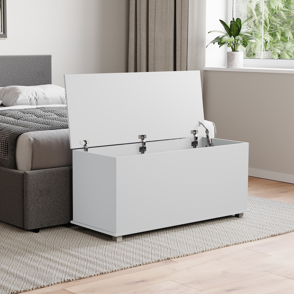 image 1 of Vida Designs Leon Storage Ottoman Bedroom Hallway Chest Bench, White | White | White