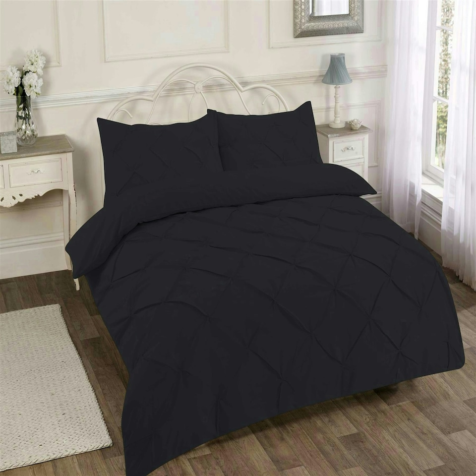 image 1 of Pintuck Pleated Duvet Cover Set - Double - Black