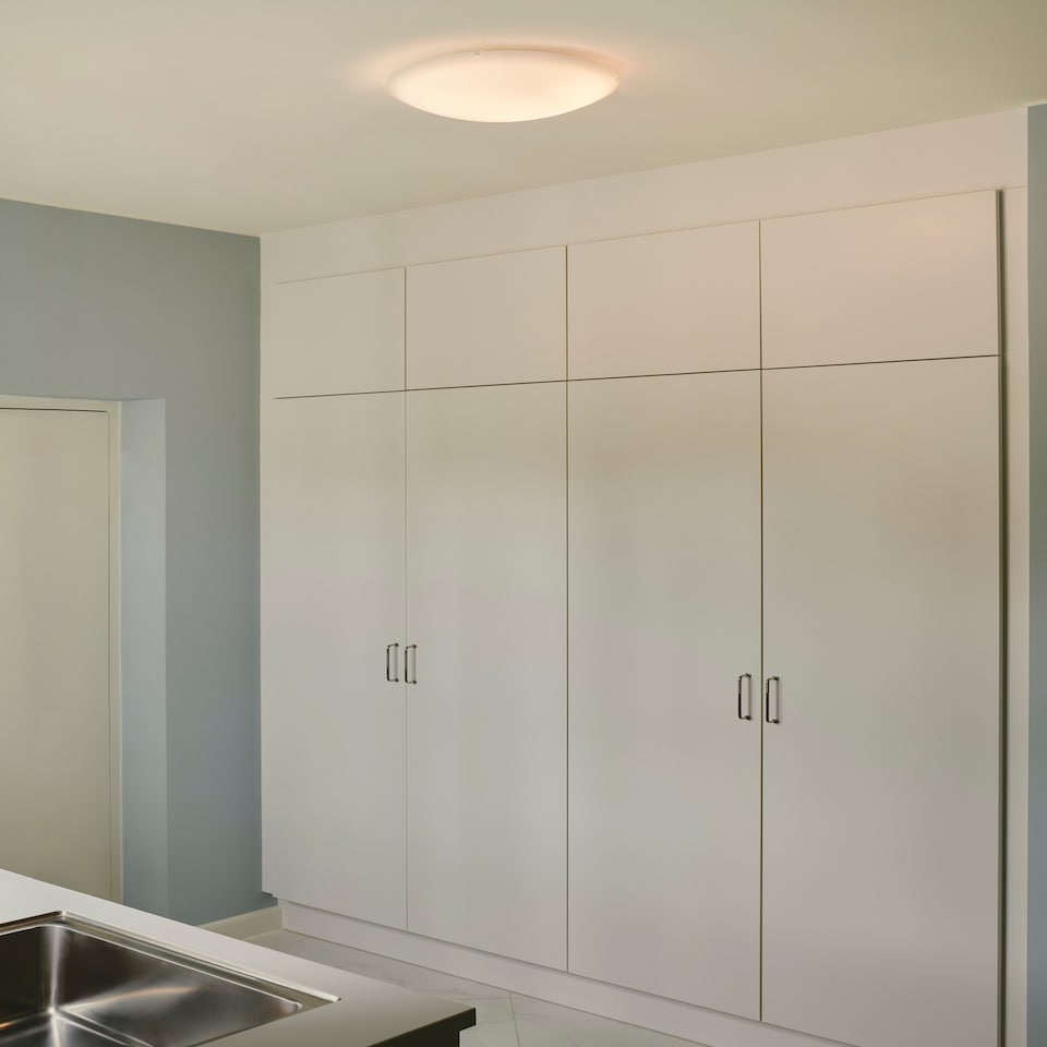 image 1 of Standard 38 | Ceiling light | White | White | White