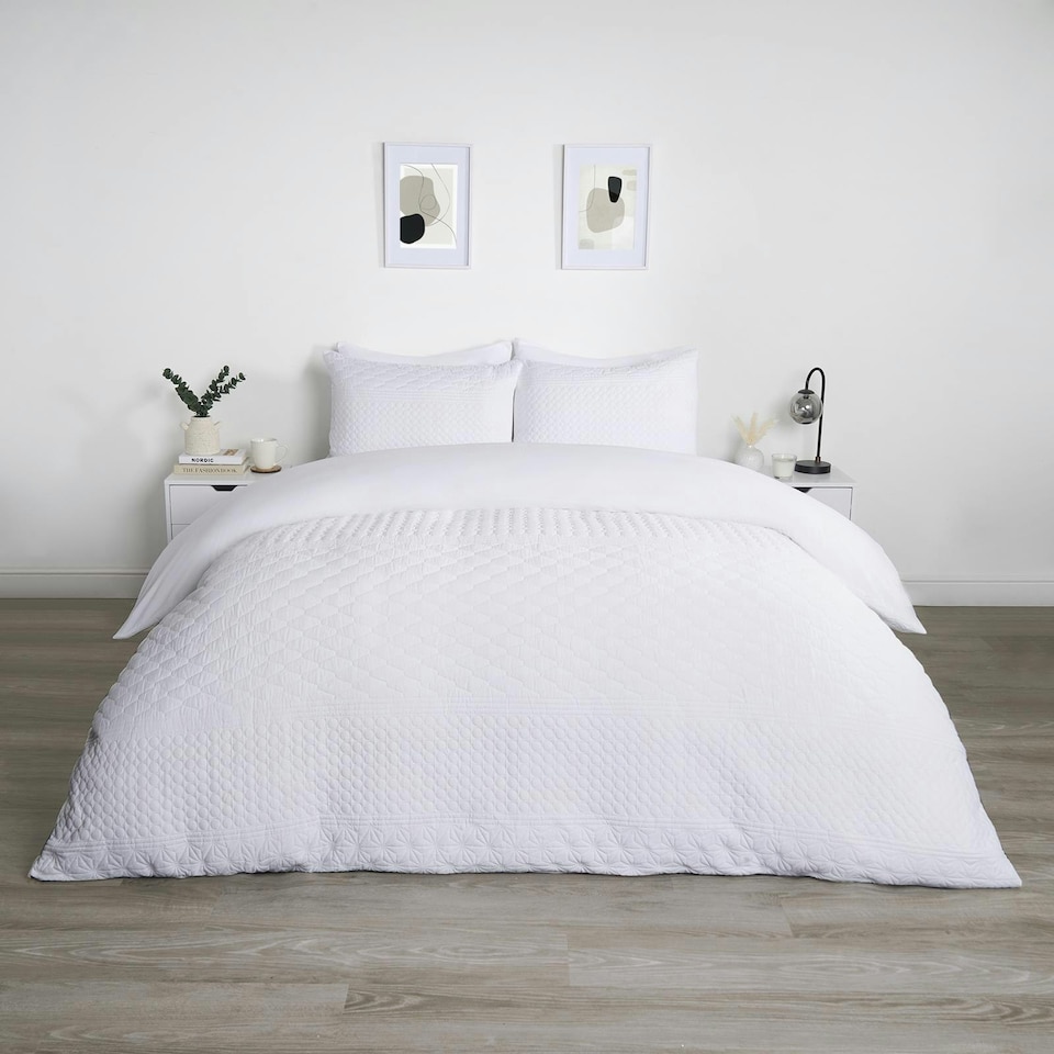 image 1 of OHS Geometric Tribal Embossed Textured Duvet Bedding Set, King - White