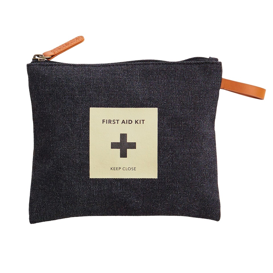 image 1 of Vinga Asado 2L First Aid Kit - Black - 2cm x 16cm x 12cm