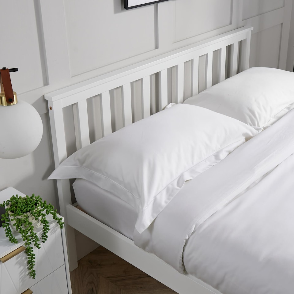 image 1 of Double Pine Solid Wood Bed 4ft6 White Low End Slatted Base Headboard Furniture