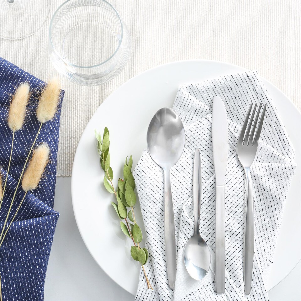 image 1 of Argon Tableware Economy Stainless Steel Teaspoons - 13.5cm - Pack of 6